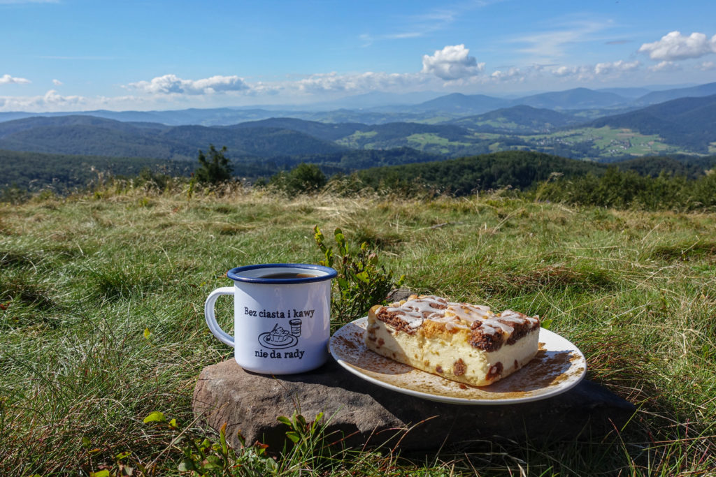 Szlak na Mogielicę z Przełęczy Rydza Śmigłego