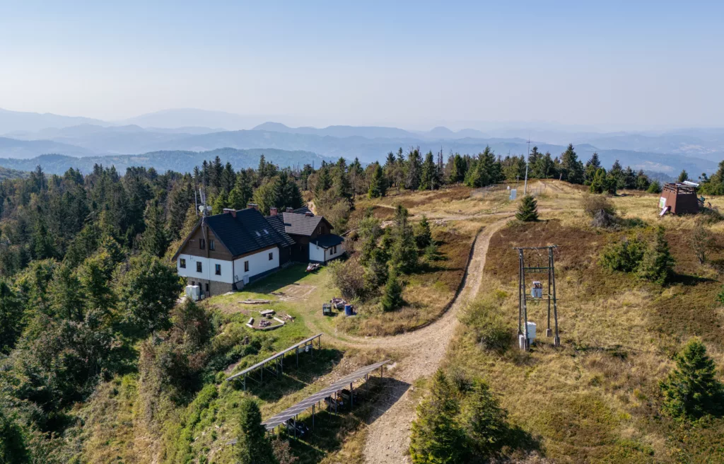 Schronisko PTTK na Wielkiej Raczy