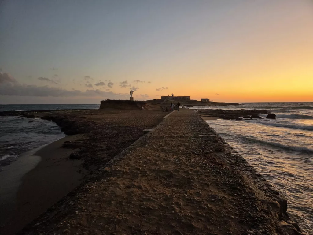 Isola delle Corrent Sycylia