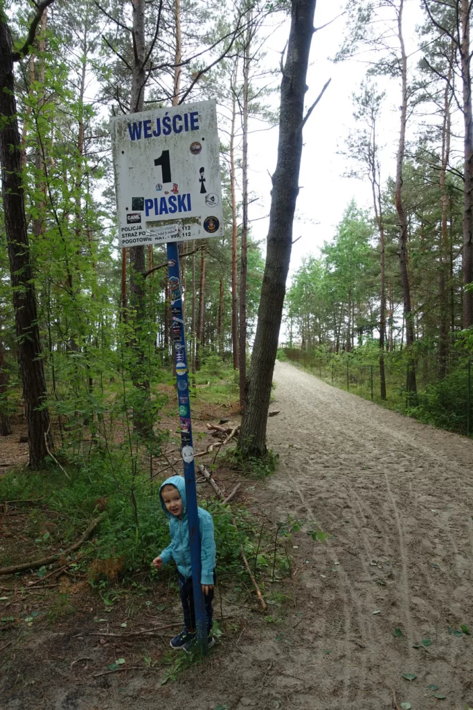 Wejście nr 1 w Piaskach przy granicy z Rosją